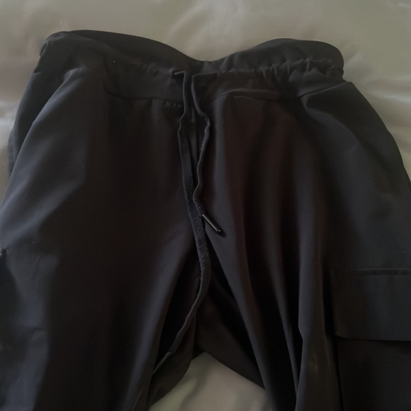 Two pairs of NDETTA PORT black capri pants size small - Picture 5 of 6